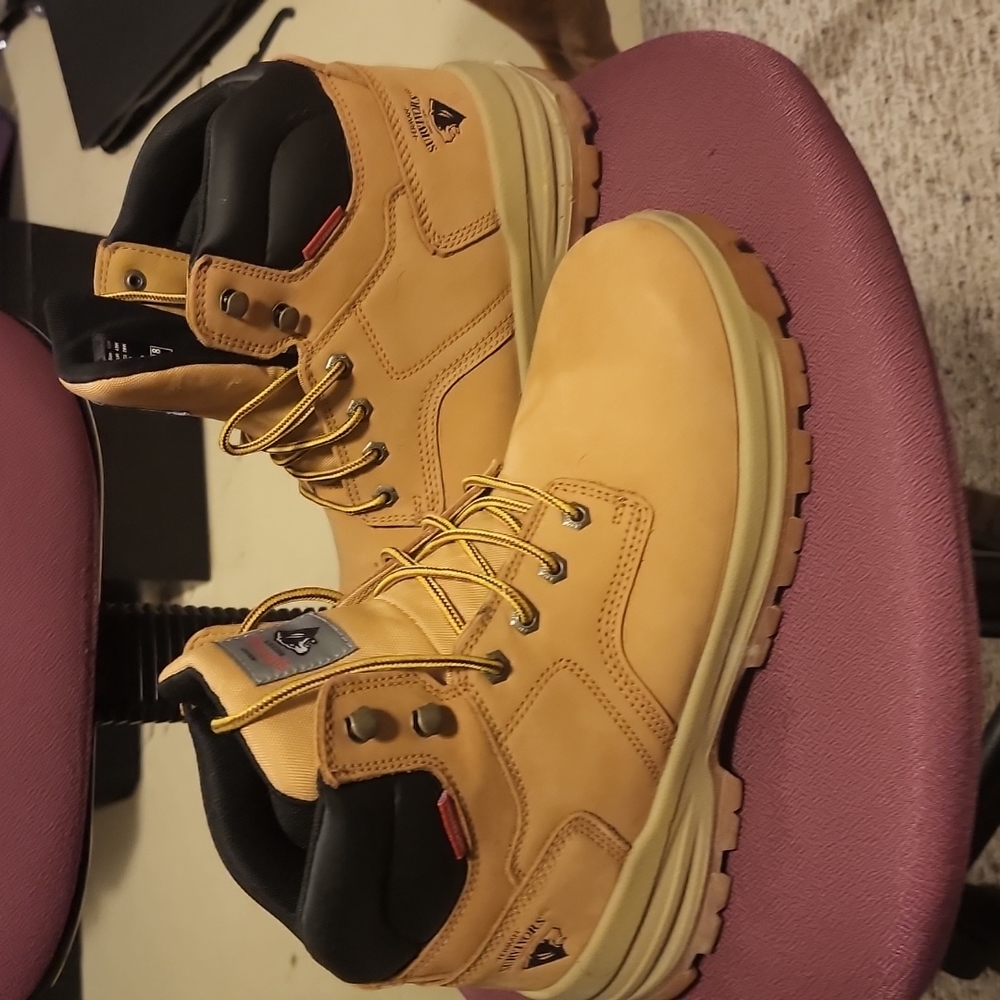 Mens Survivor Boots